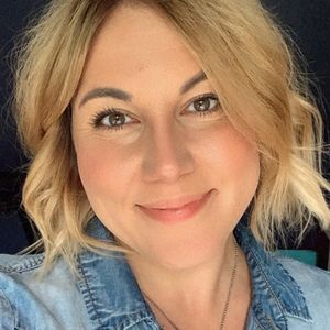 Meet your Posher, Carin